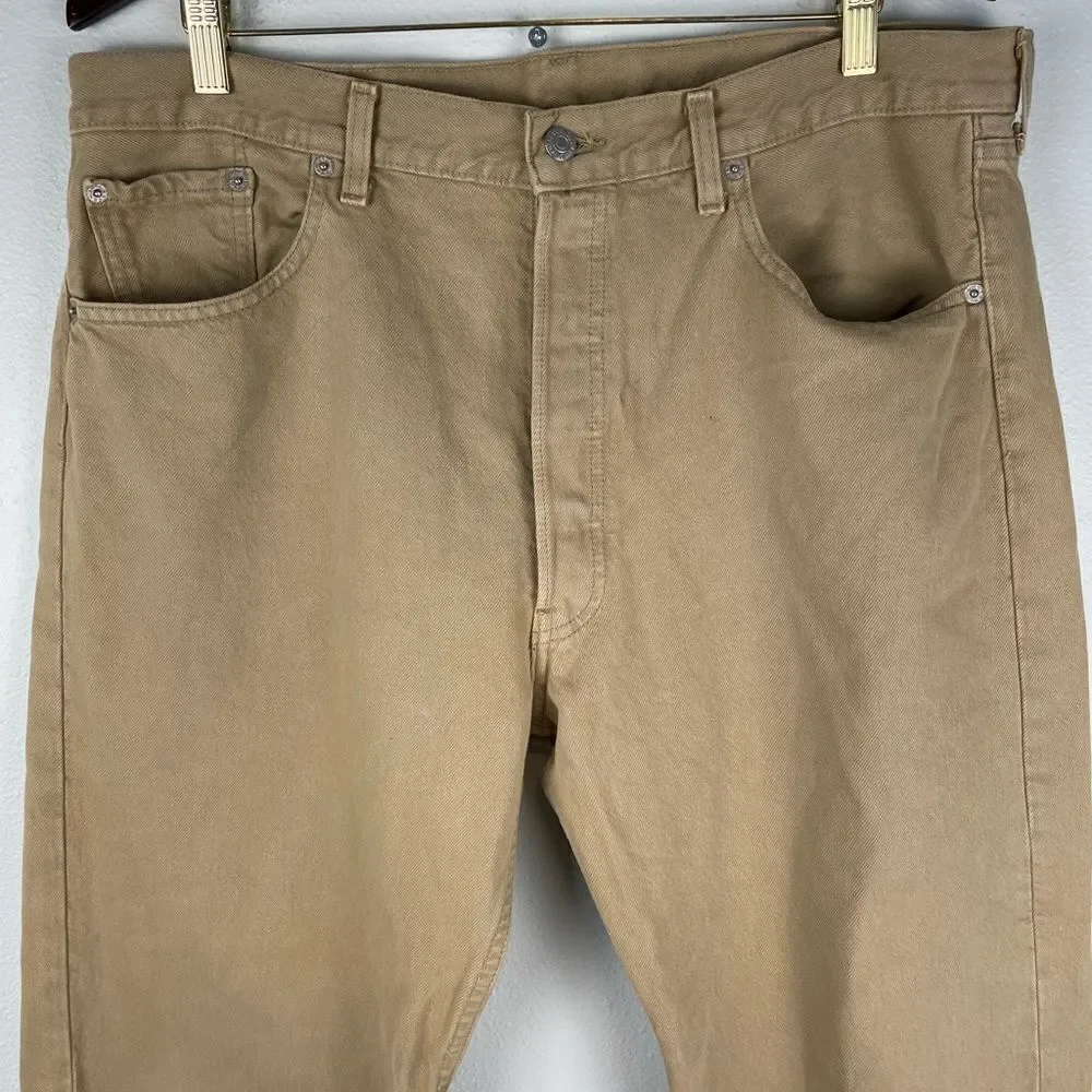 Levis classic pair